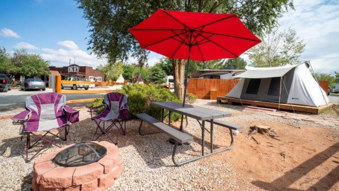Funstays Glamping Setup Tent In Rv Park #1 Ok-T1 Moab Zewnętrze zdjęcie